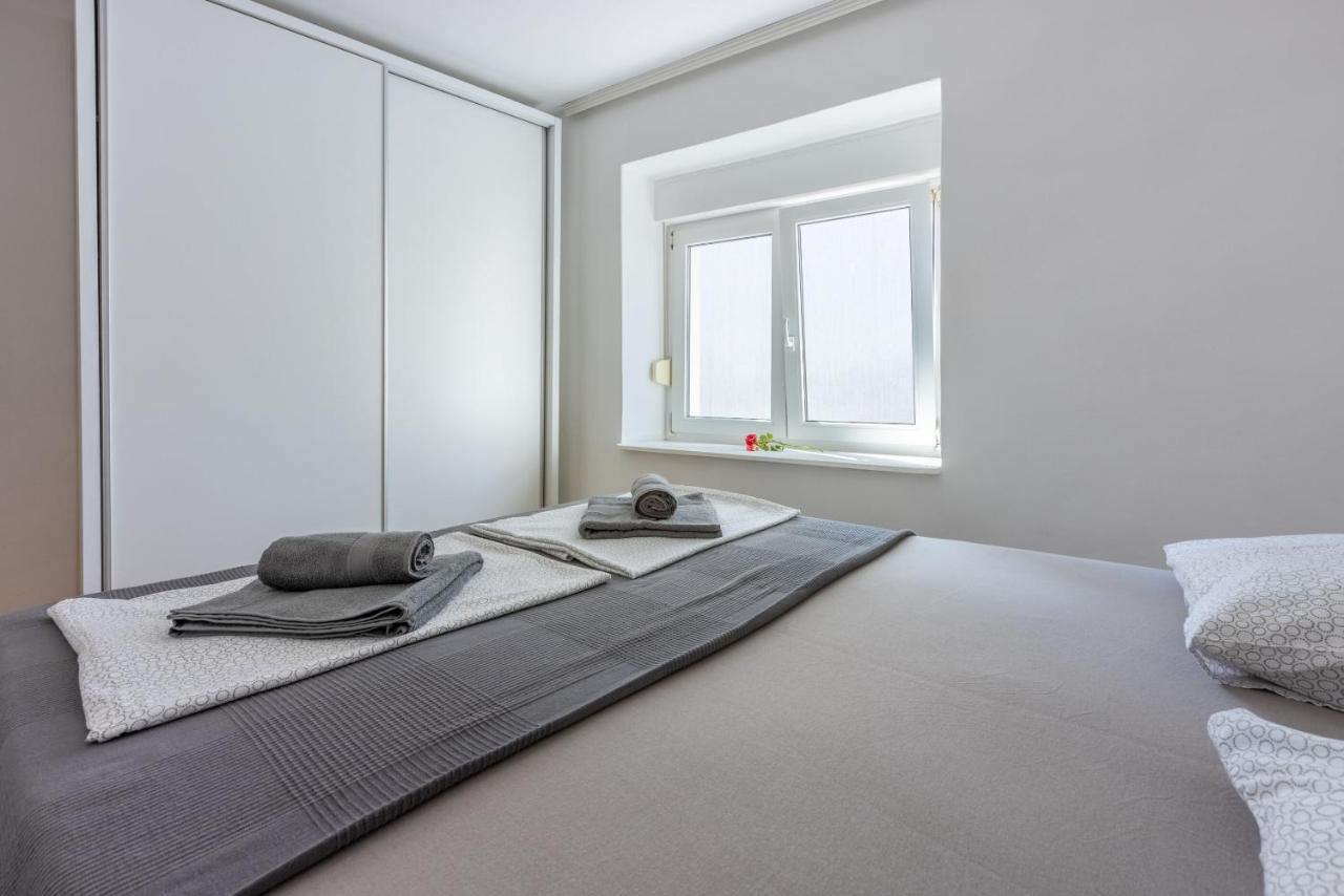 Apartment Robert Crikvenica Zewnętrze zdjęcie